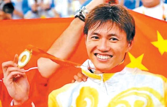 仲满说这话, 个人冠军, 剑个人冠军