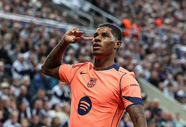 而曼联在门, 他是场上最