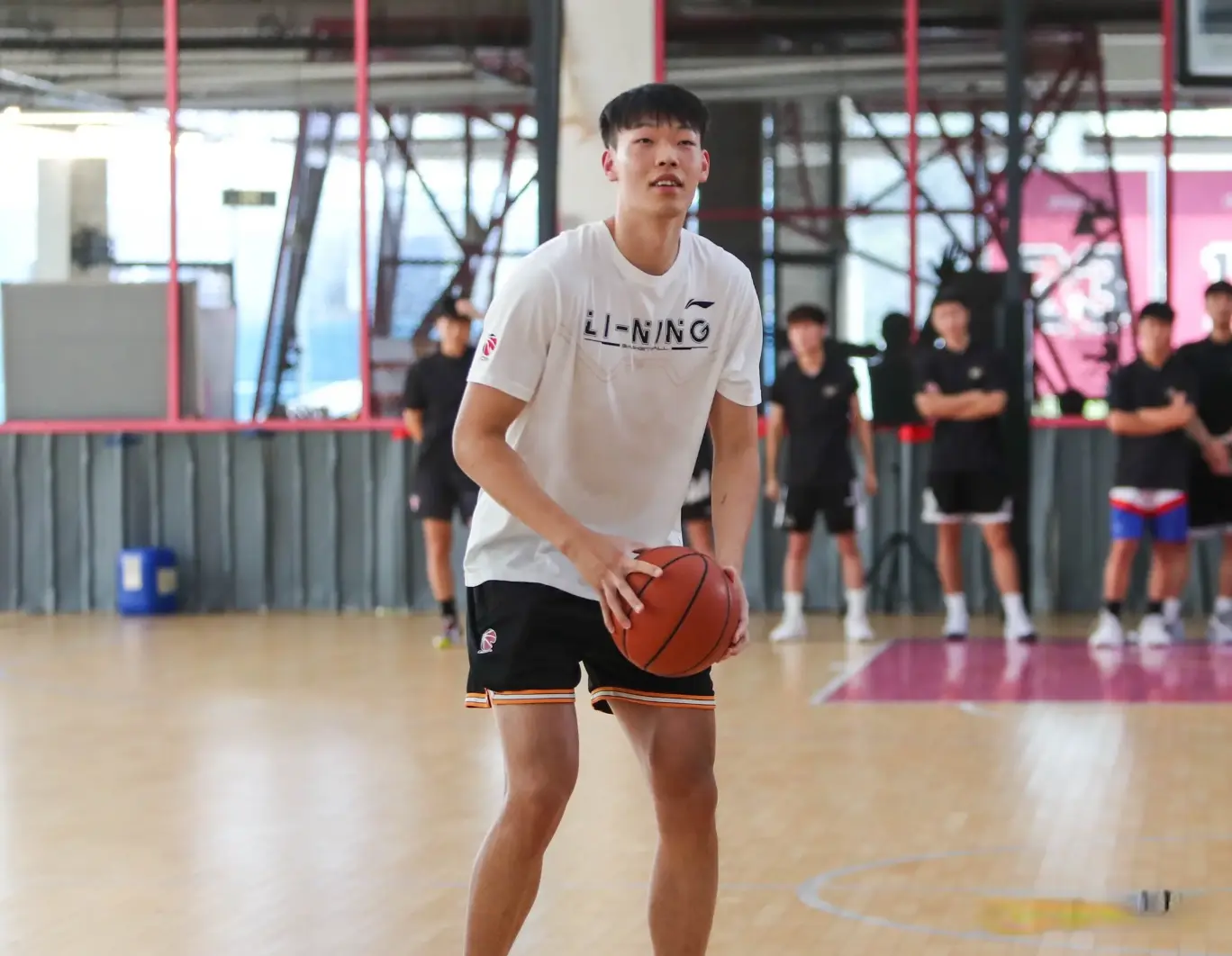 昊培养起来 昊培养起来